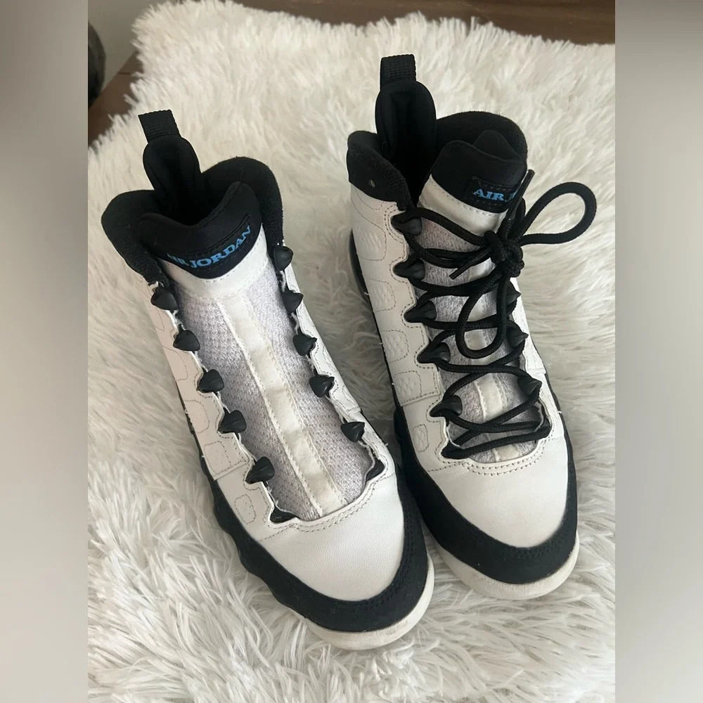 Men’s shoes Size 4Y - Picture 3 of 8